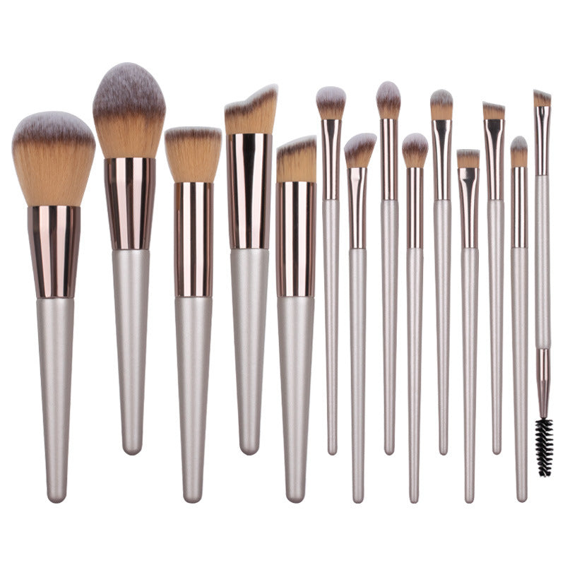 Women cosmetic brush