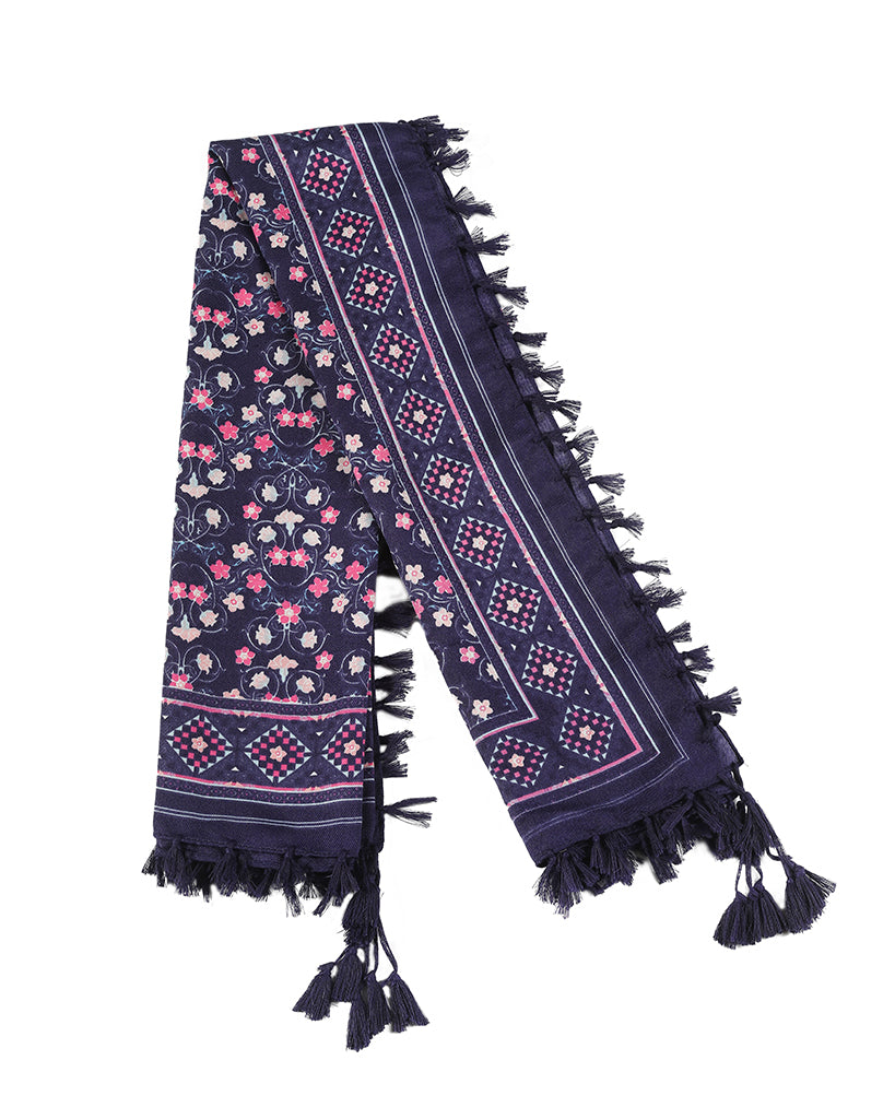 Tassels scarf