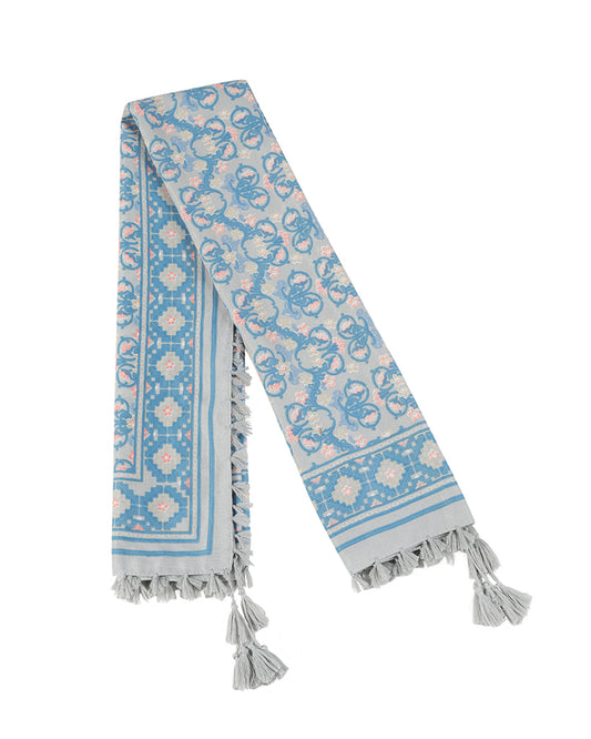 Tassels scarf