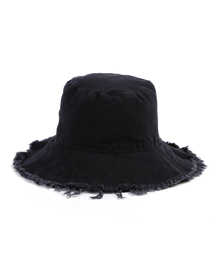 Tassel bucket hat