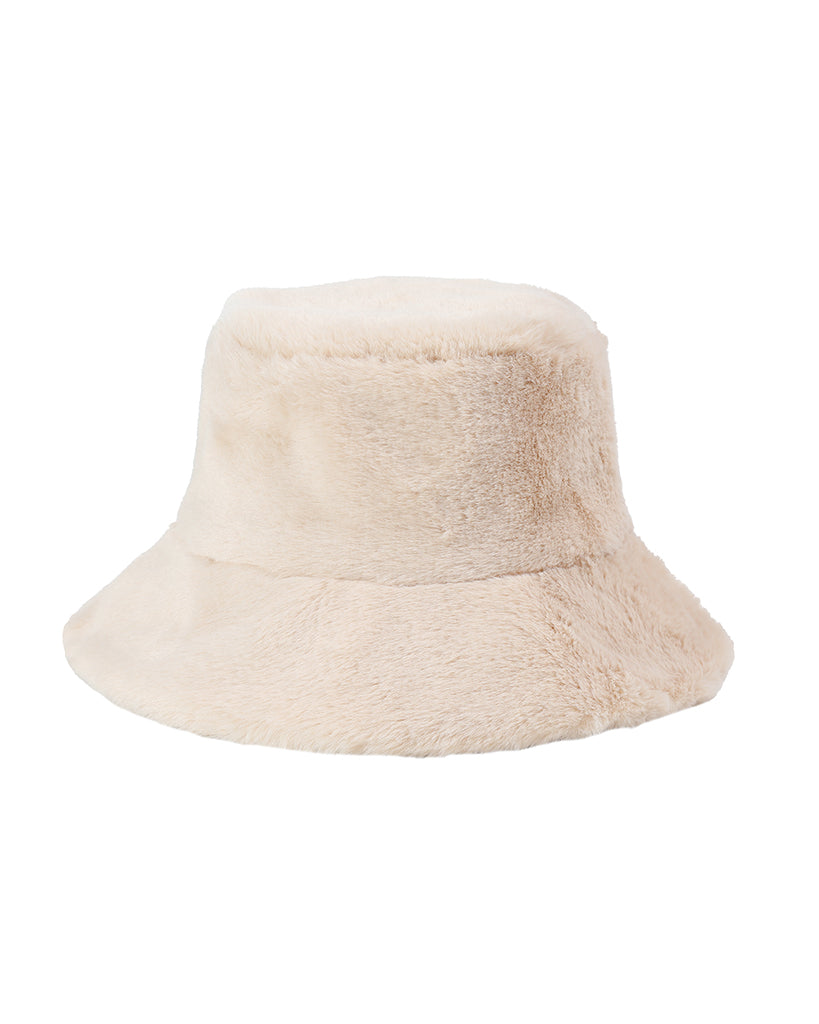 AW fake fur bucket hat